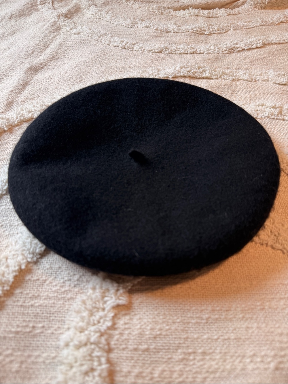 a new day Black Wool Beret